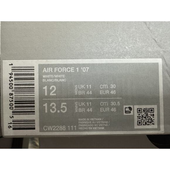 Nike Air Force 1 \'07 Triple White mens Size 12 CW2288-111 New Authentic main image 4